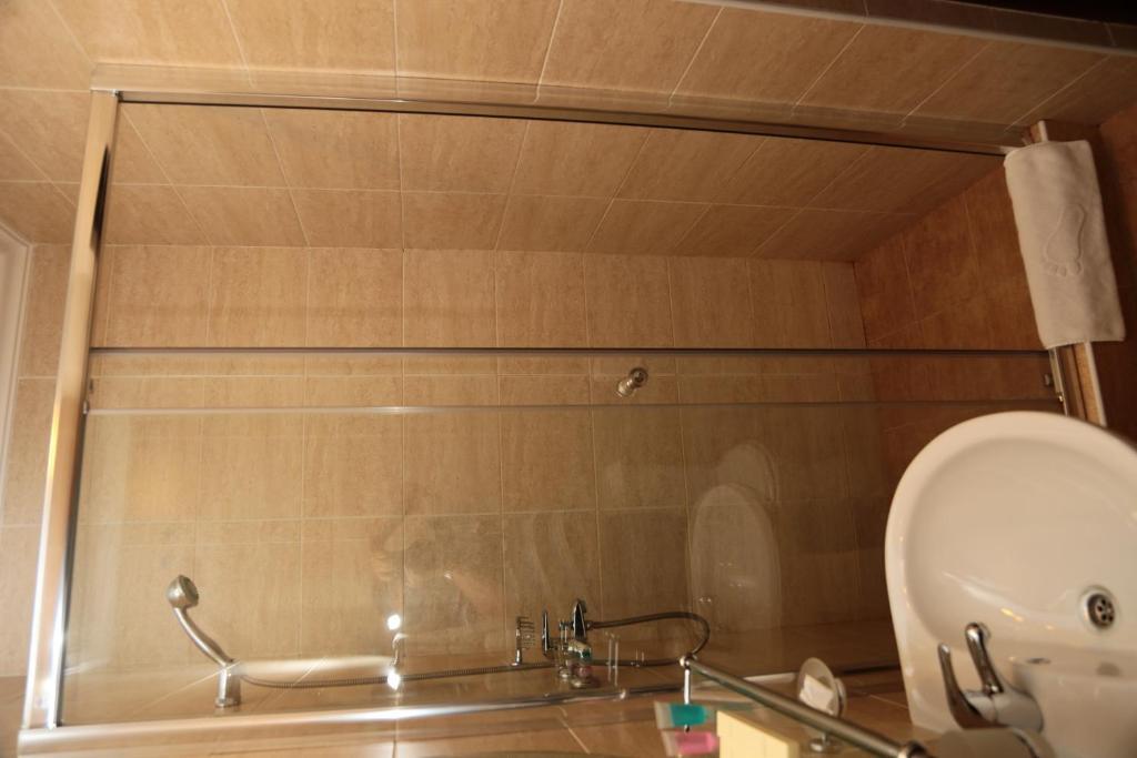 Salem On Tulebaeva Street Hotel Αλμάτι Δωμάτιο φωτογραφία